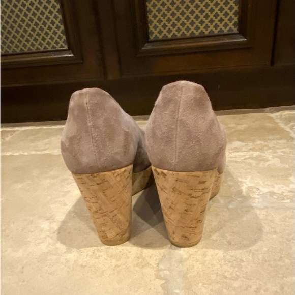 Stuart Weitzman; Anna Peep Toe, 3 1/2” heel, Beige Suede, W width - Picture 4 of 4